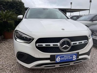 Usata Mercedes GLA200 Business 150 CV (110 kW) 2020 Bianco polare SUV