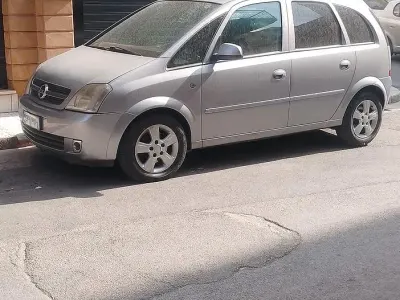Usata Opel Meriva 101 CV (74 kW) 2005 Grigio Monovolume