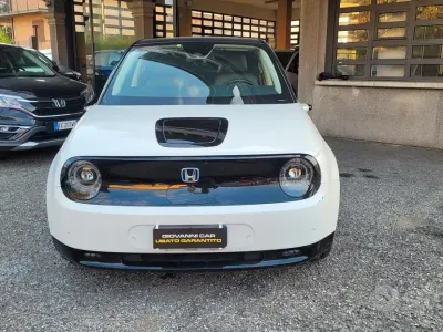 Usata Honda e 60 kW (82 CV) 2021 Bianco Utilitaria