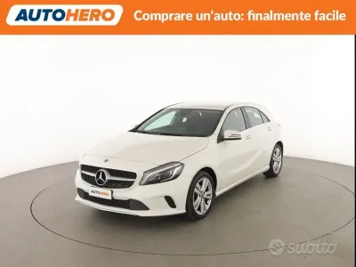 Usata Mercedes A180 110 CV (80 kW) 2018 Bianco Berlina