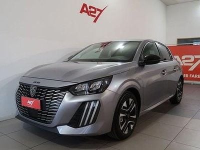 Usata Peugeot 208 Allure 101 CV (74 kW) 2025 Grigio scuro Utilitaria