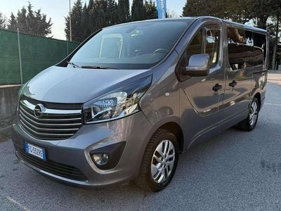 Usata Opel Vivaro 125 CV (91 kW) 2016 Grigio Monovolume