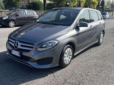 Usata Mercedes B180 Executive 109 CV (80 kW) 2016 Monovolume