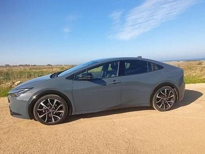 Usata Toyota Prius Lounge 223 CV (164 kW) 2023 Grigio Berlina