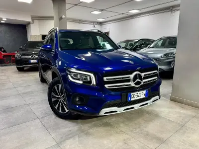 Usata Mercedes GLB180 116 CV (85 kW) 2022 Blu SUV