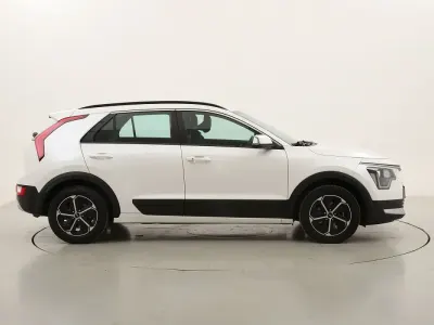 Usata Kia Niro 141 CV (103 kW) 2023 Biancobianco SUV