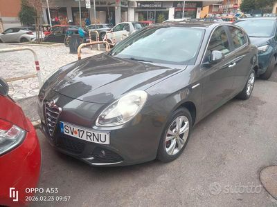 Usata Alfa Romeo Giulietta 105 CV (77 kW) 2013 Marrone Utilitaria
