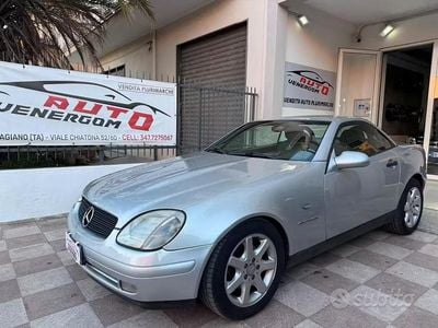 Usado Mercedes SLK200 192 CV (141 kW) 1998 Gris Descapotable