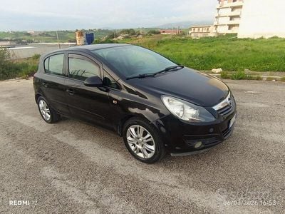 Usata Opel Corsa 2008 Nero Utilitaria