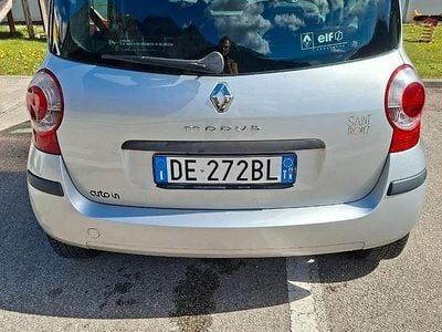Usata Renault Modus 75 CV (55 kW) 2006 Grigio Monovolume