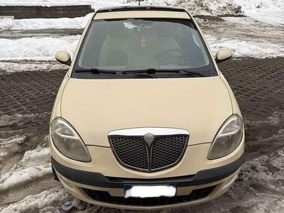 Usata Lancia Ypsilon 60 CV (44 kW) 2003 Utilitaria