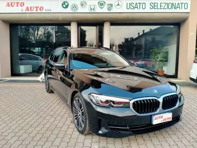 Usata BMW 520 M Sport 190 CV (139 kW) 2022 Black sapphire metallic Station wagon