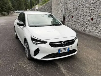 Usata Opel Corsa 56 kW (77 CV) 2021 Utilitaria