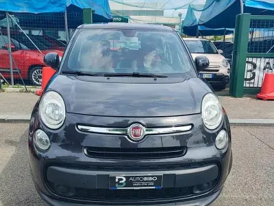 Begagnad Fiat 500L Living 105 HK (77 kW) 2015 Svart Minibuss