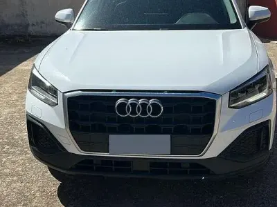 Usata Audi Q2 Admired 116 CV (85 kW) 2022 Bianco SUV