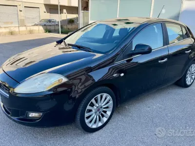 Usata Fiat Bravo Emotion 120 CV (88 kW) 2008 Marrone Utilitaria