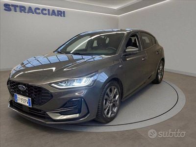 Usata Ford Focus ST-Line 116 CV (85 kW) 2025 Grigio metallizzato Berlina