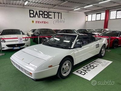Usata Ferrari Mondial 295 CV (216 kW) 1990 Bianco Cabrio