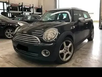 Usata Mini Clubman 120 CV (88 kW) 2009 Nero Station wagon
