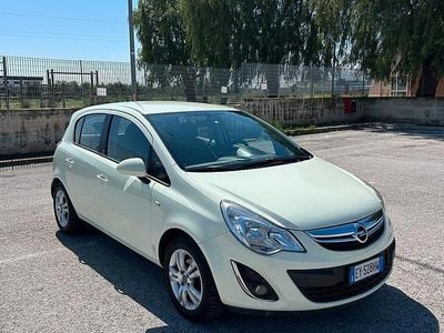 Usata Opel Corsa 75 CV (55 kW) 2013 Utilitaria
