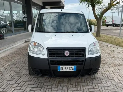 Usata Fiat Doblò Active 75 CV (55 kW) 2007 Bianco Monovolume