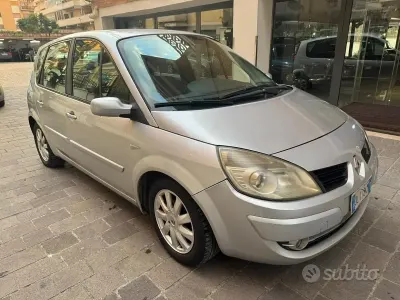 Usata Renault Scenic E-Tech 131 CV (96 kW) 2008 Grigio Monovolume