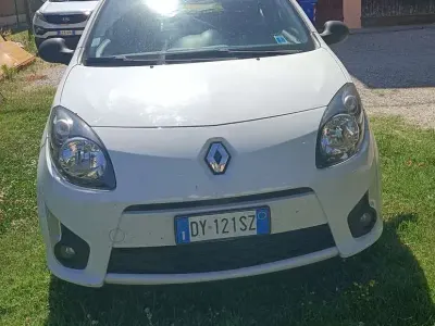 Usata Renault Twingo Dynamique 58 CV (42 kW) 2009 Bianco Utilitaria