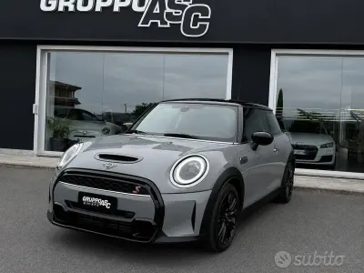 Usata Mini Cooper S Chili 178 CV (130 kW) 2022 Grigio Utilitaria
