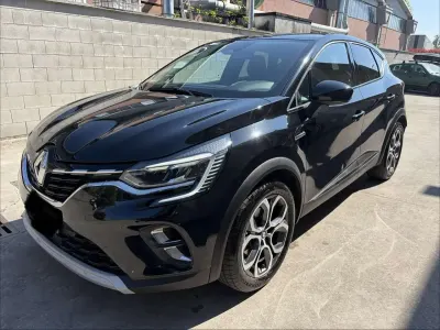 Usata Renault Captur Techno 145 CV (106 kW) 2023 Nero metallizzato SUV