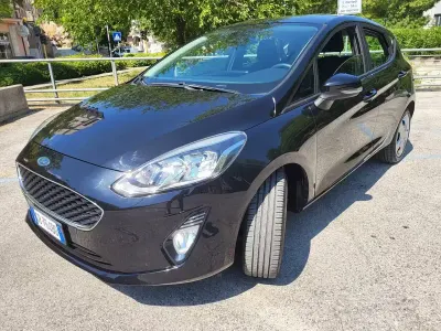 Usata Ford Fiesta 75 CV (55 kW) 2020 Nero Utilitaria