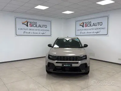 Usata Jeep Avenger Longitude 100 CV (73 kW) 2025 SUV