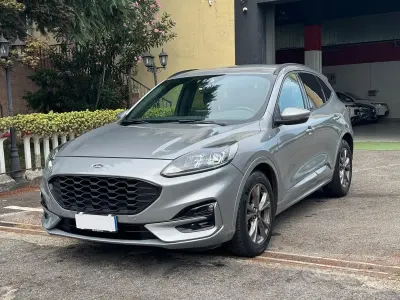 Usata Ford Kuga ST-Line 120 CV (88 kW) 2022 Grigio SUV