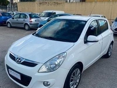 usata Hyundai i20 1.4 CRDI 2011 TAGLIANDATA