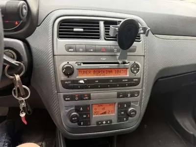Usata Fiat Grande Punto Dynamic 77 CV (56 kW) 2009 Utilitaria