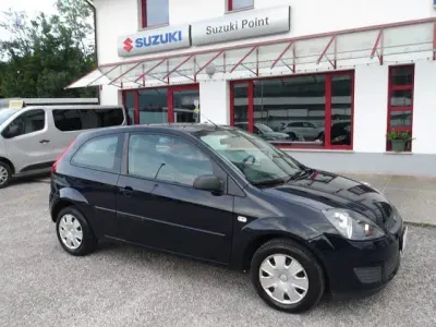 Usata Ford Fiesta 75 CV (55 kW) 2007 Blu Utilitaria