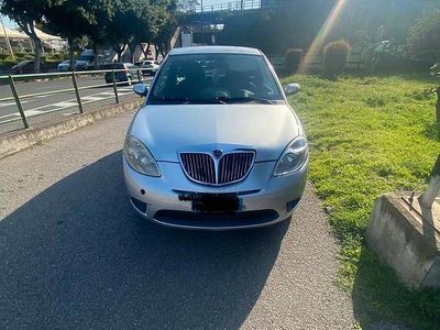 Usata Lancia Ypsilon 90 CV (66 kW) 2008 Grigio Utilitaria