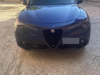 Usata Alfa Romeo Stelvio 210 CV (154 kW) 2017 Bluazzurro SUV