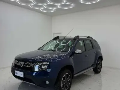 Usata Dacia Duster Prestige 109 CV (80 kW) 2016 Blu/azzurro SUV