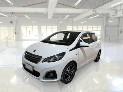 Usata Peugeot 108 Allure 72 CV (52 kW) 2021 Bianco Utilitaria
