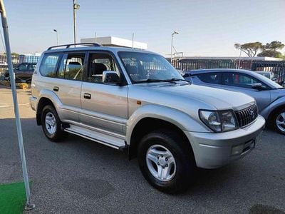 Usata Toyota Land Cruiser 125 CV (91 kW) 2000 Grigio metallizzato SUV