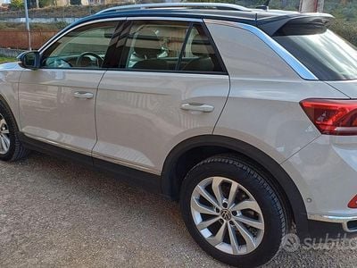 Usata VW T-Roc 110 CV (80 kW) 2022 Bianco SUV