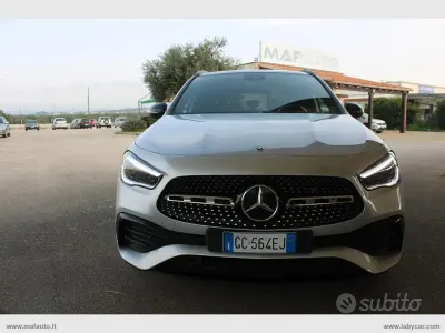 Usata Mercedes GLA200 AMG 150 CV (110 kW) 2020 Argento SUV