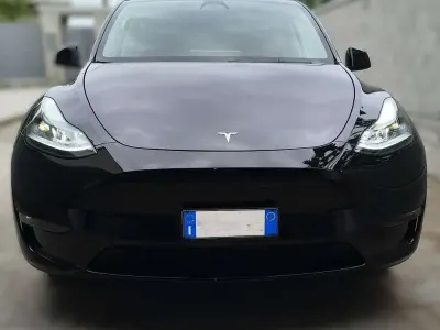 Gebraucht Tesla Model Y 152 kW (208 PS) 2023 Schwarz SUV