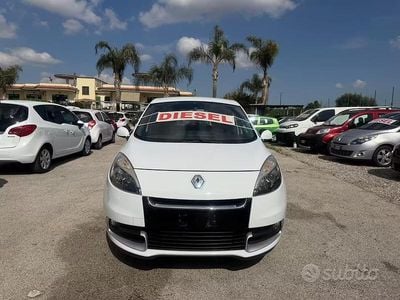Usata Renault Scénic III 110 CV (80 kW) 2013 Bianco Monovolume