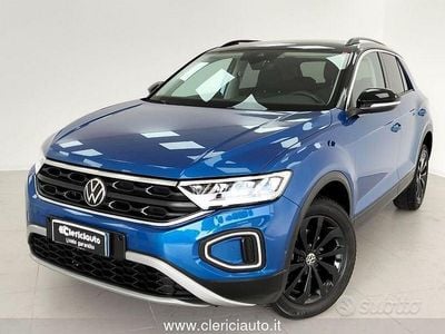 Begagnad VW T-Roc Life 116 HK (85 kW) 2023 Blå SUV