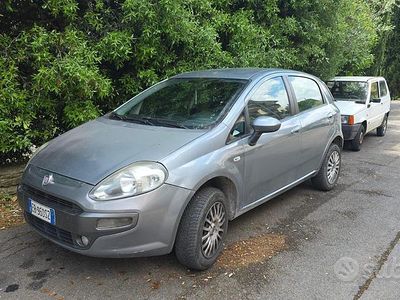 Usata Fiat Punto 77 CV (56 kW) 2010 Grigio Utilitaria