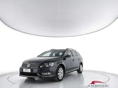 Usata VW Passat Comfortline 150 CV (110 kW) 2014 Grigio Station wagon