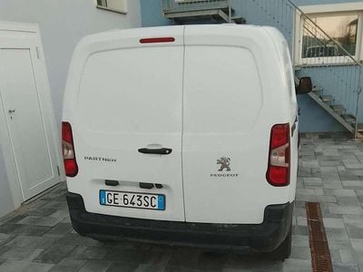 Usata Peugeot TePee Active 75 CV (55 kW) 2021 Station wagon