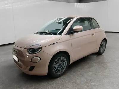 Usata Fiat 500e La Prima 86 kW (118 CV) 2021 Berlina