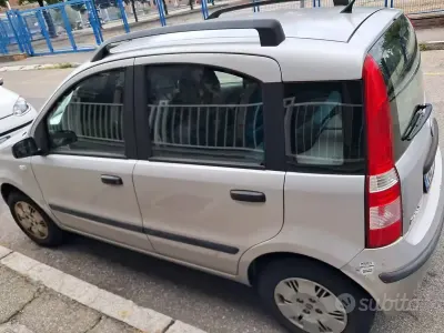 Usata Fiat Panda Dynamic 60 CV (44 kW) 2006 Grigio Utilitaria